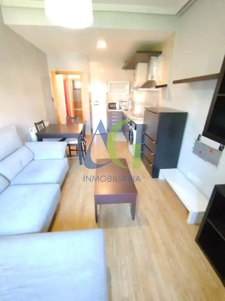 Küche von Wohnung zum Verkauf in Valverde de la Virgen mit Heizung, Parkett und Terrasse