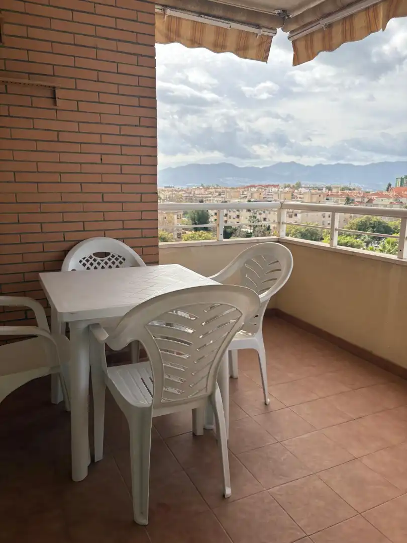 Appartamento con piscina in affitto a Calle Navarro Ledesma, imagen 4