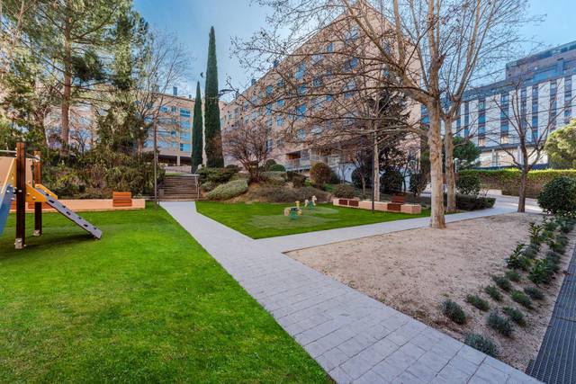 Piso en Alquiler en El Algabeño, 67 en Conde Orgaz - Piovera