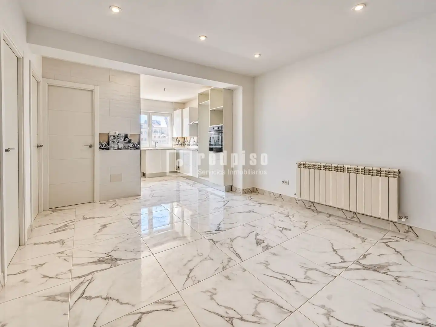 Flat for sale in Perbes, imagen 2