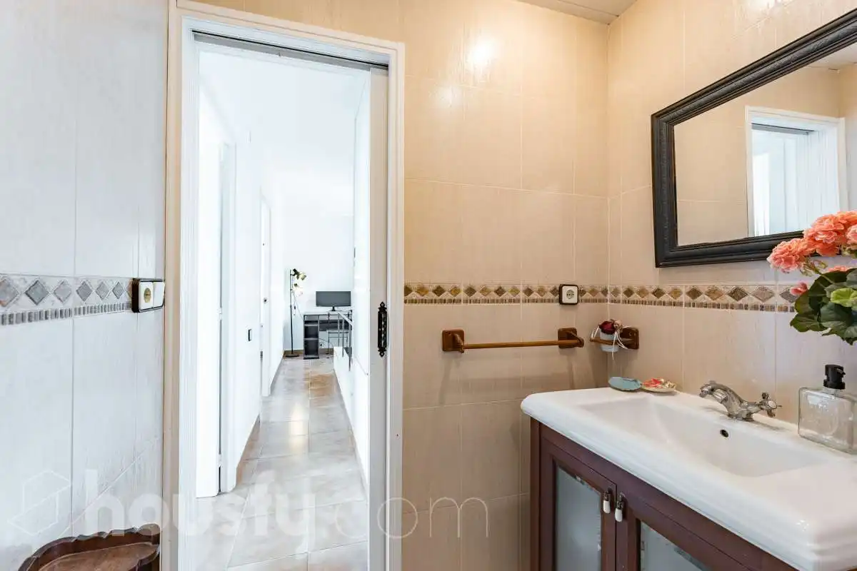 Baño de Piso en venta en Sitges con Trastero, Amueblado y Piscina comunitaria
