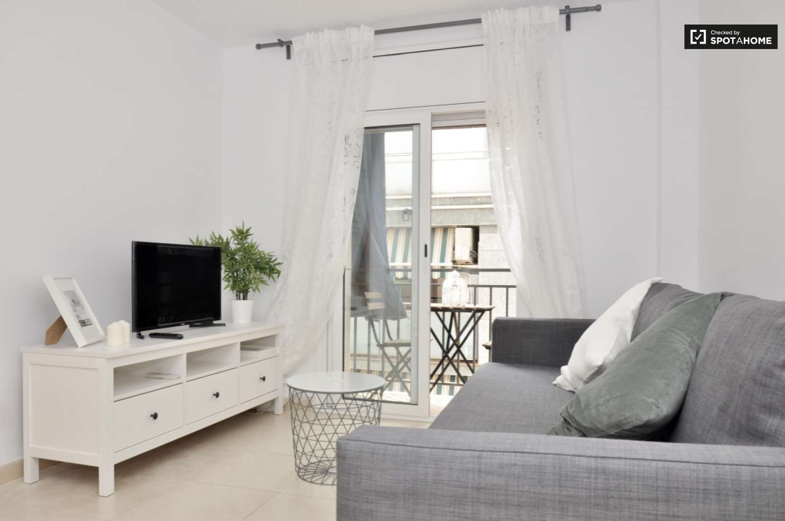 Apartament per a compartir a Collblanc