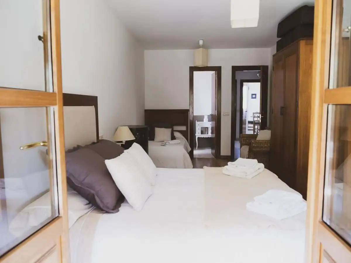 Dormitori de Casa o xalet en venda en Llanes amb Calefacció, Jardí privat i Terrassa