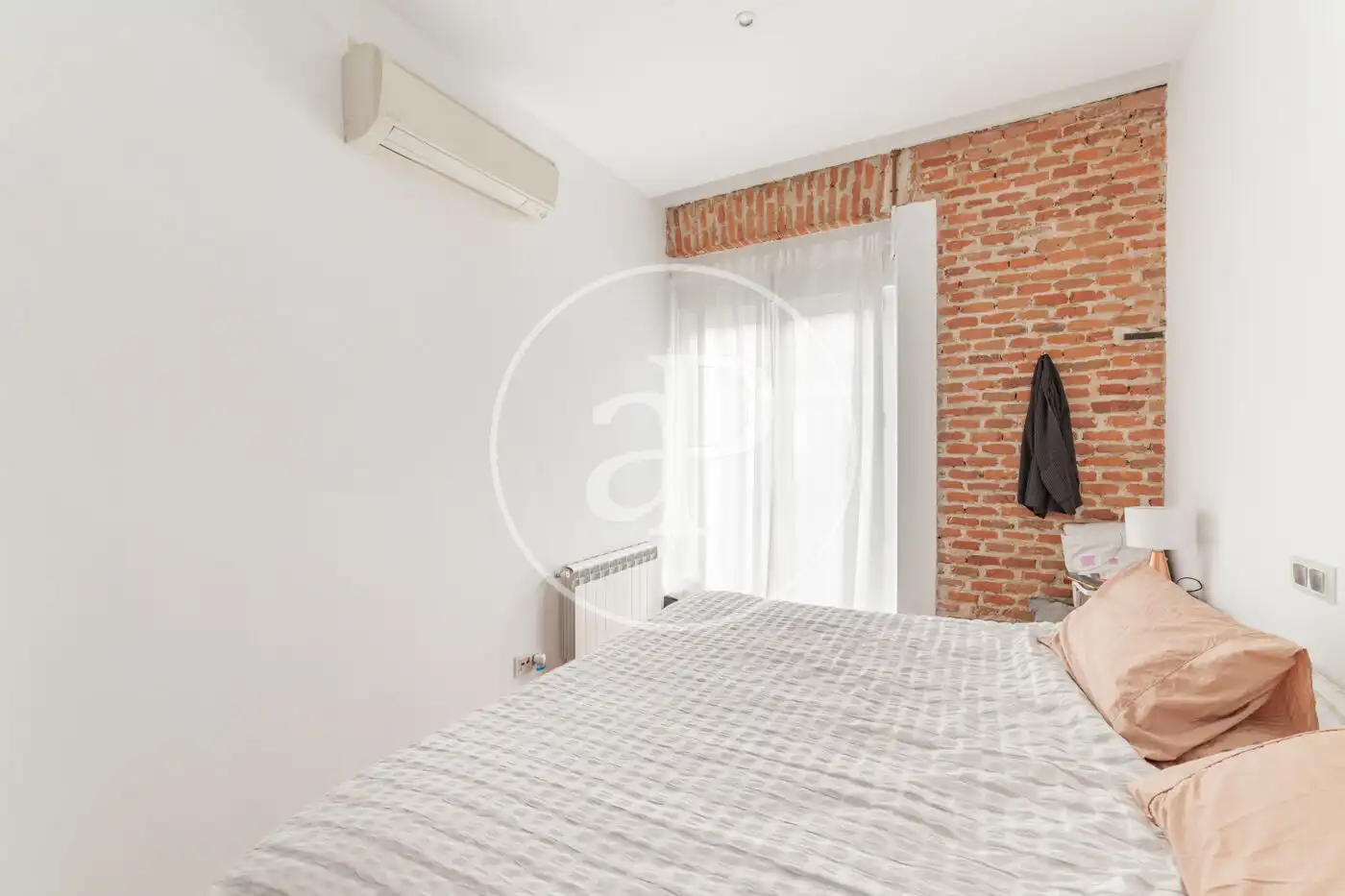 Flat for rent in C. de Calatrava, Palacio