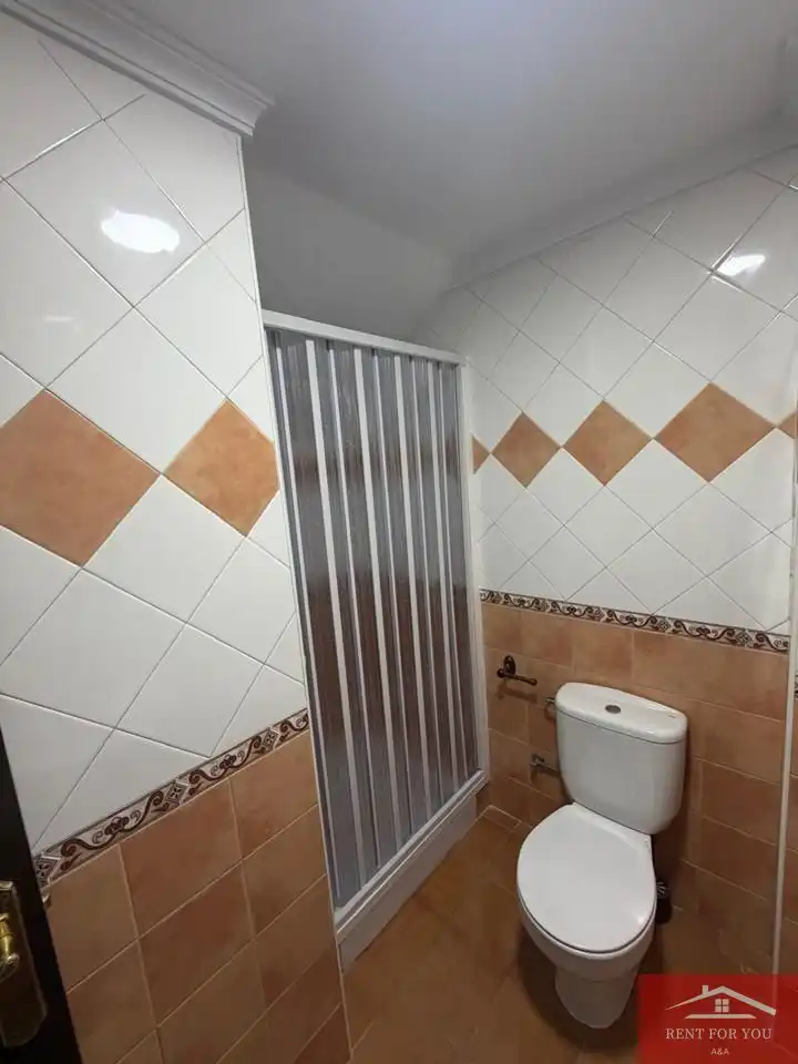 Baño de Estudio de alquiler en Alhaurín El Grande con Aire acondicionado y Amueblado