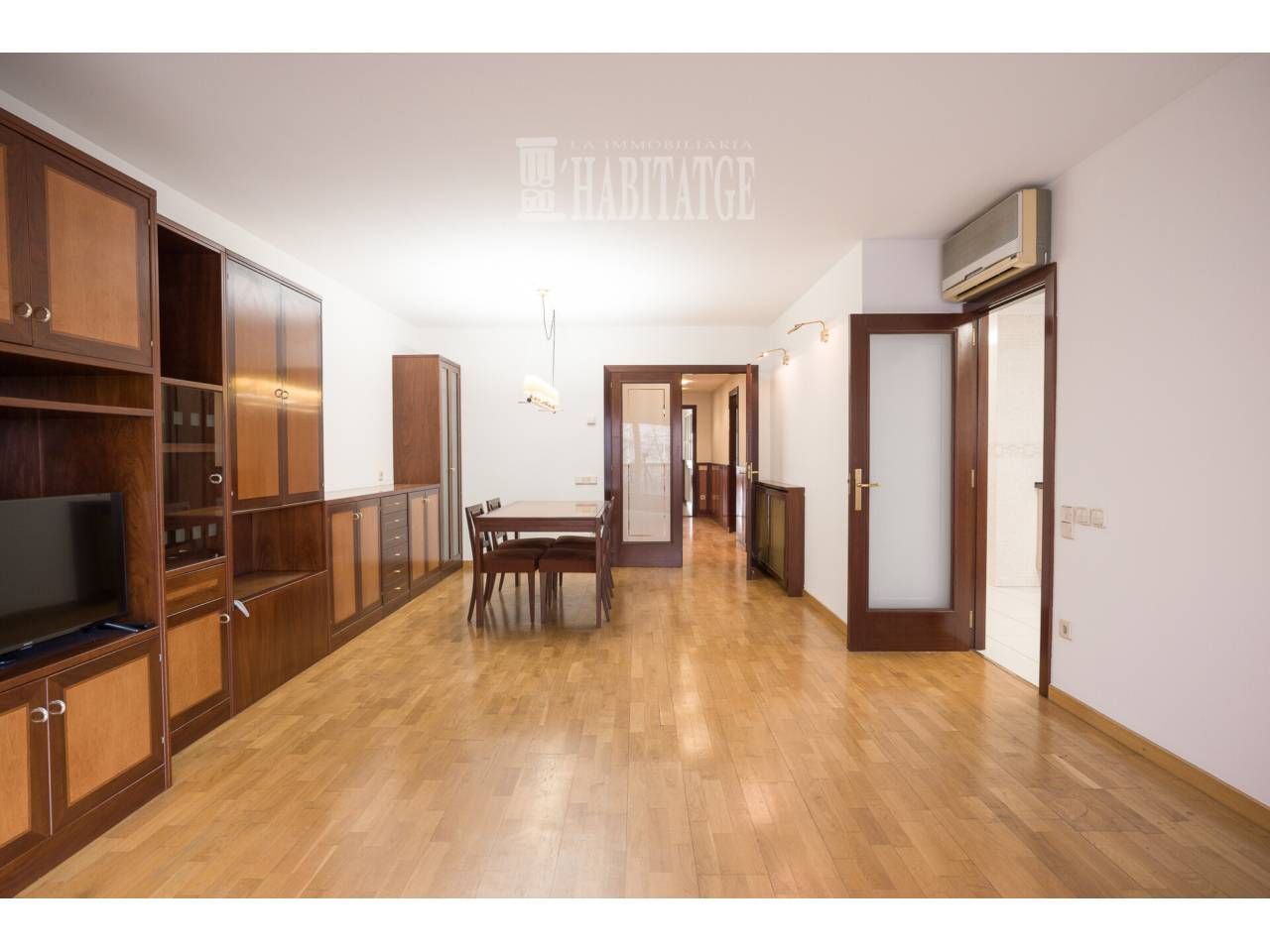Flat for sale in Vic  with Air Conditioner, Heating and Parquet flooring