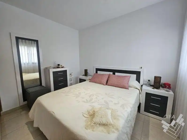 Habitación de Apartamento en venta en Benicarló con Aire acondicionado, Calefacción y Amueblado