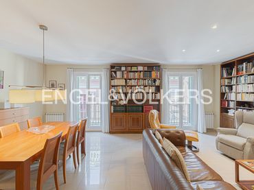 Appartamento con balcone in vendita a Ciutat Vella