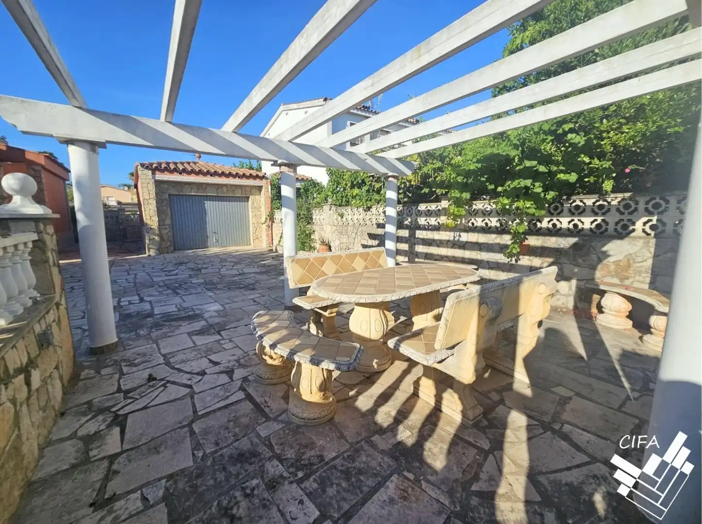 Terrassa de Casa o xalet en venda en Vinaròs amb Aire condicionat, Calefacció i Jardí privat