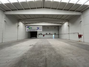 Nave industrial en alquiler en CALLE SISALLO
