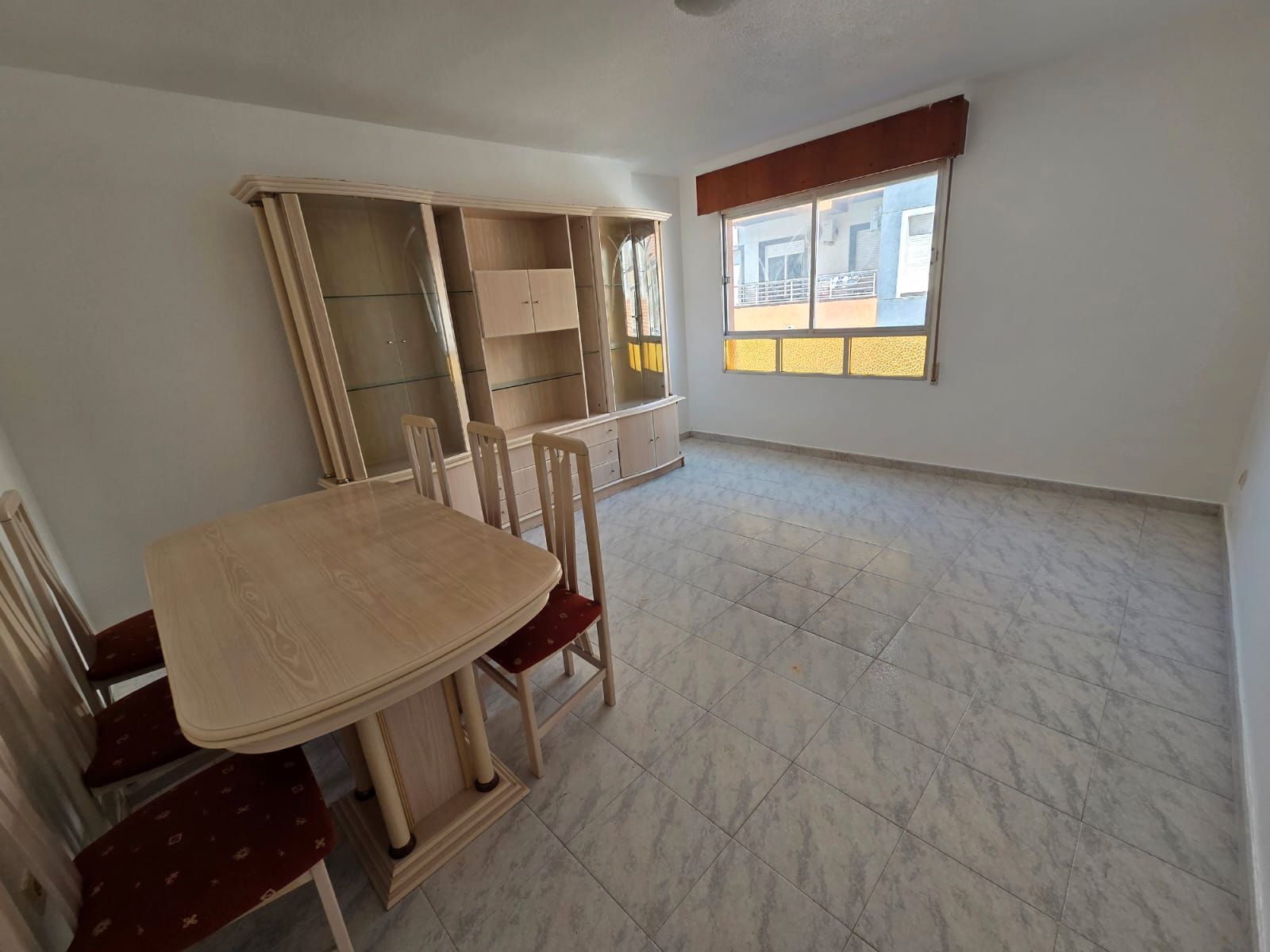 Dormitori de Pis en venda en Torrevieja amb Terrassa, Traster i Rentadora