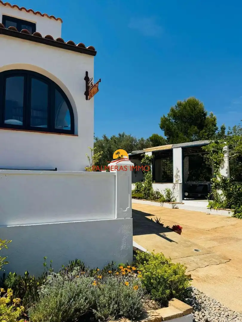 Vista exterior de Finca rústica en venta en L'Ametlla de Mar  con Trastero y Piscina