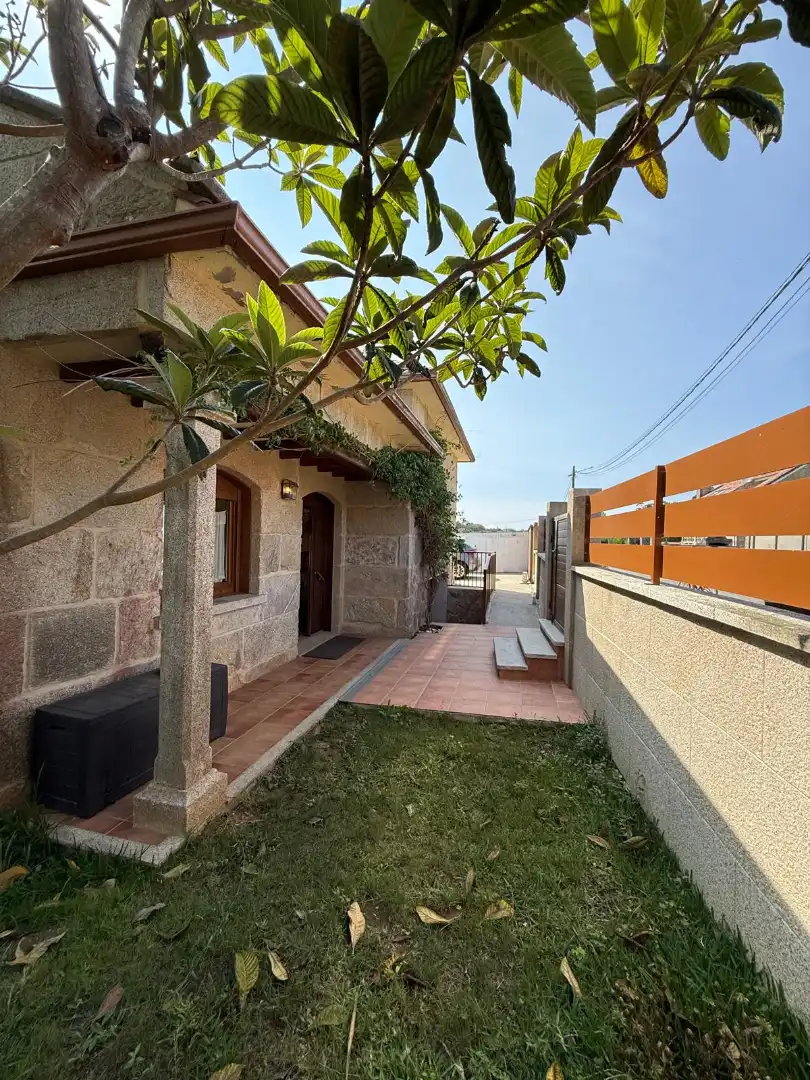 Casa con terraza en venta en Adina- Portonovo, imagen 2