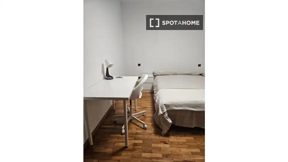 Habitación en Paseo Independencia