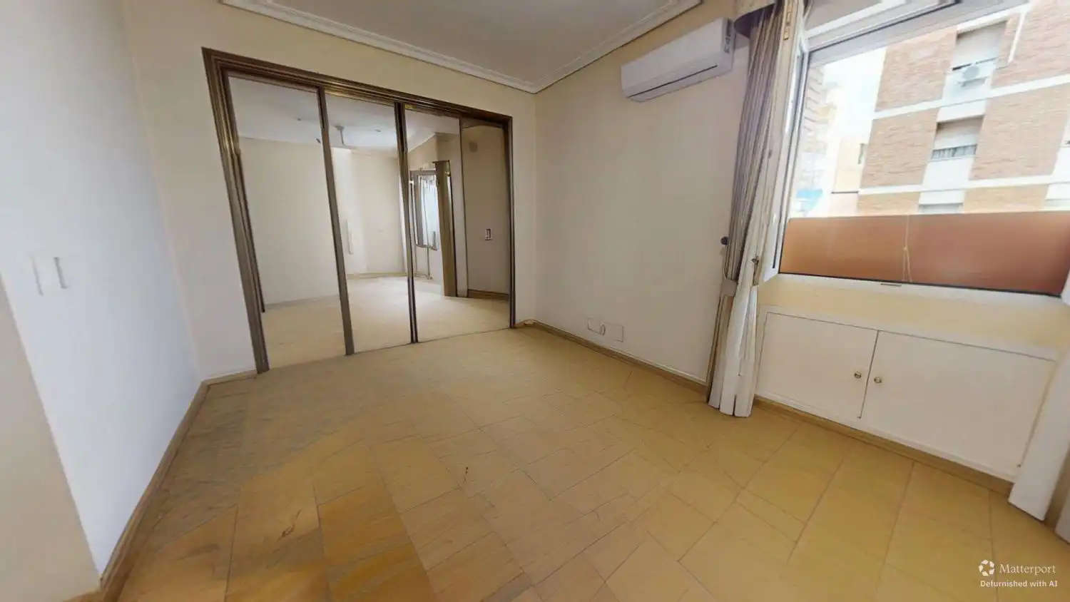 Bedroom of Flat for sale in Sevilla  with Air Conditioner, Heating and Terrace