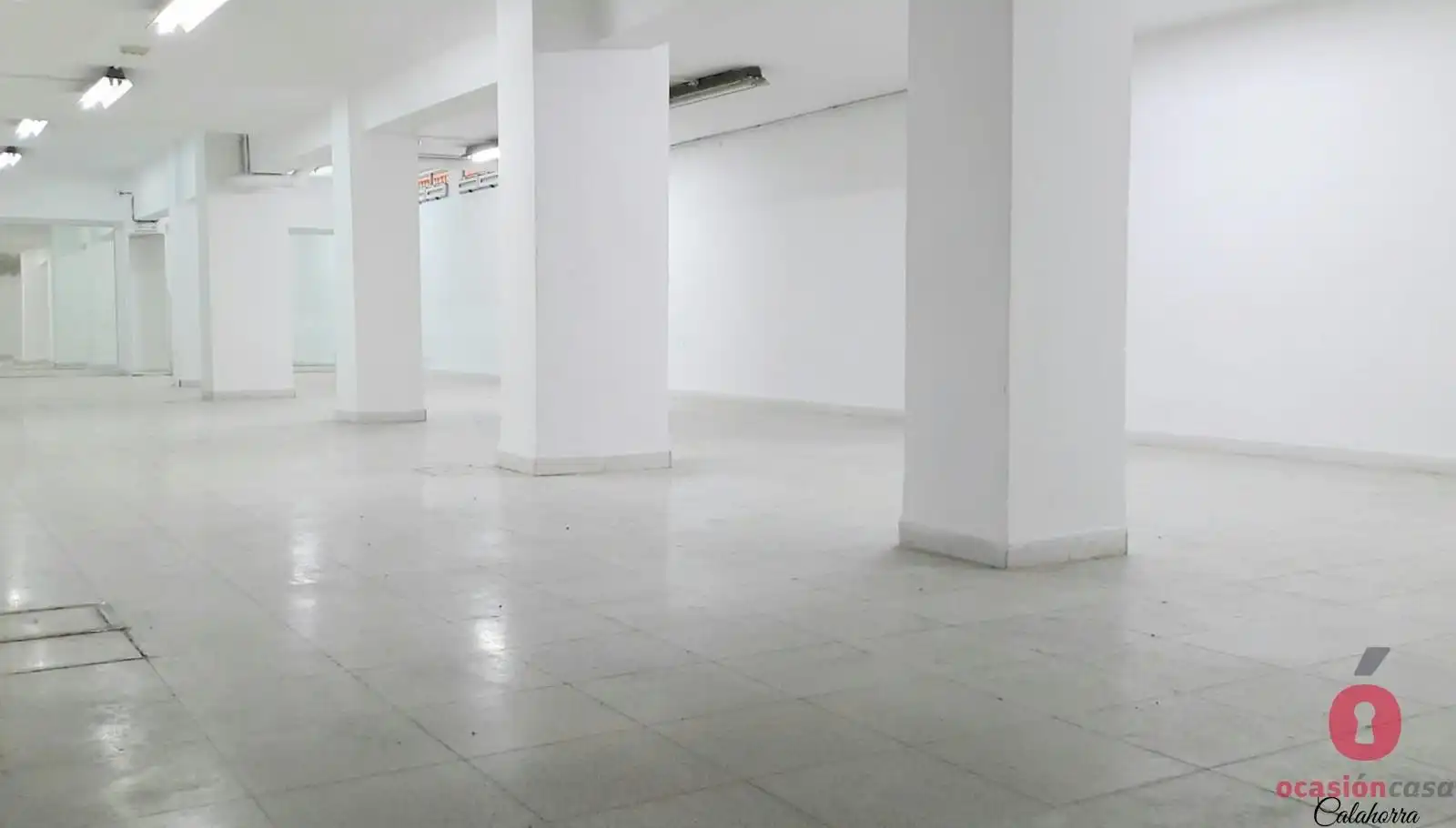 Local comercial en venda a Sur