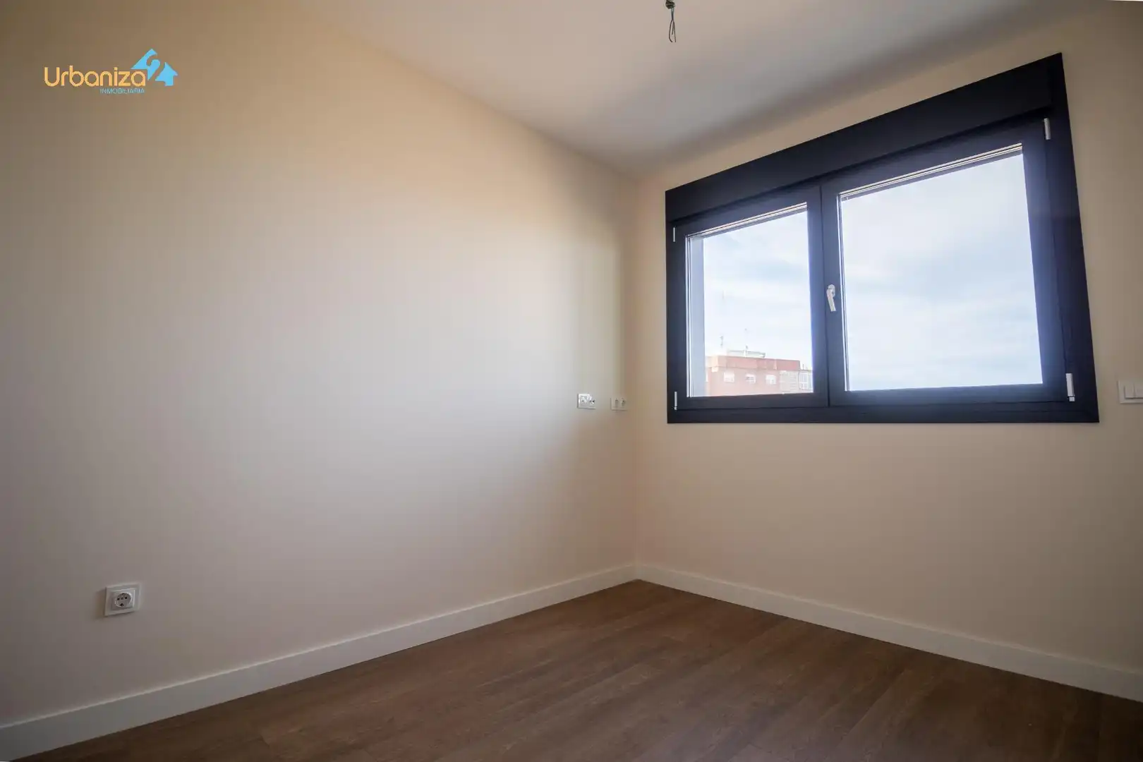 Bedroom of Flat for rent in Badajoz  with Private garden, Terrace and Community pool