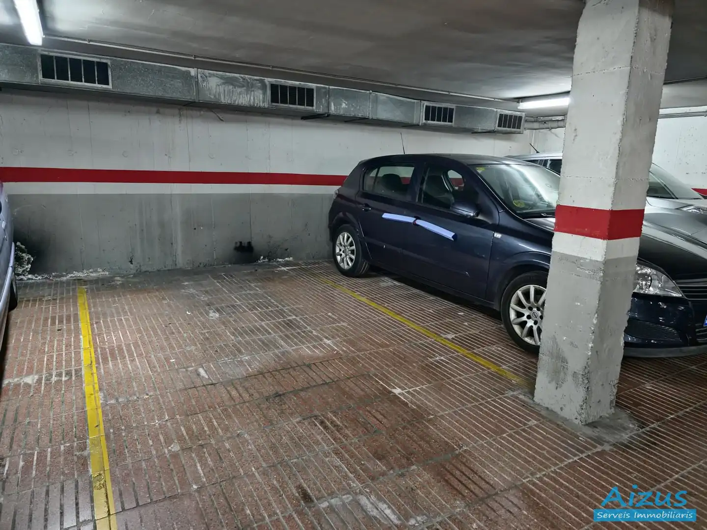 Aparcament de Garatge en venda en Ripollet