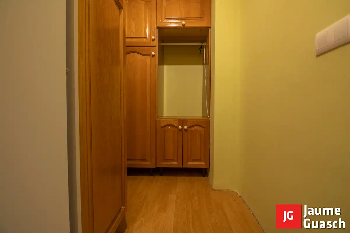 Dormitori de Casa adosada en venda en La Pobla de Montornès   amb Calefacció, Parquet i Traster