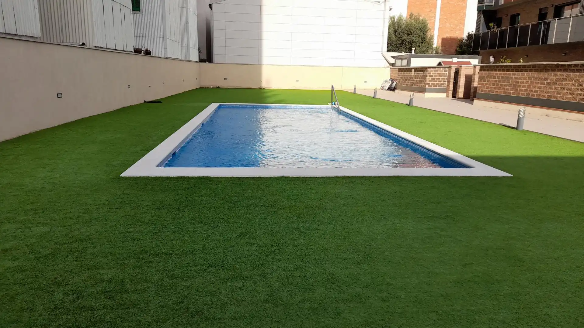 Swimming pool of Flat for sale in El Prat de Llobregat  with Heating, Private garden and Swimming Pool