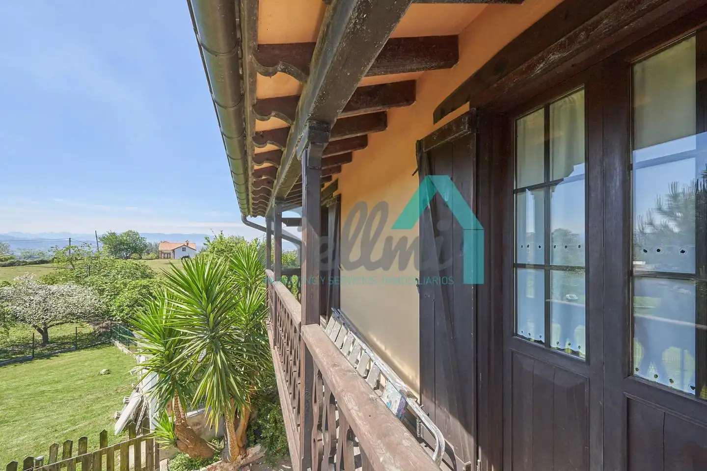 Vista exterior de Casa o chalet en venta en Siero con Calefacción, Jardín privado y Parquet
