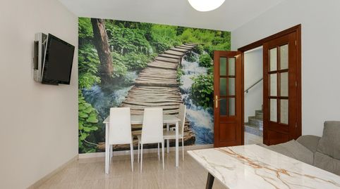 Foto 4 de Casa adosada en venta en Fuente Vaqueros, Granada