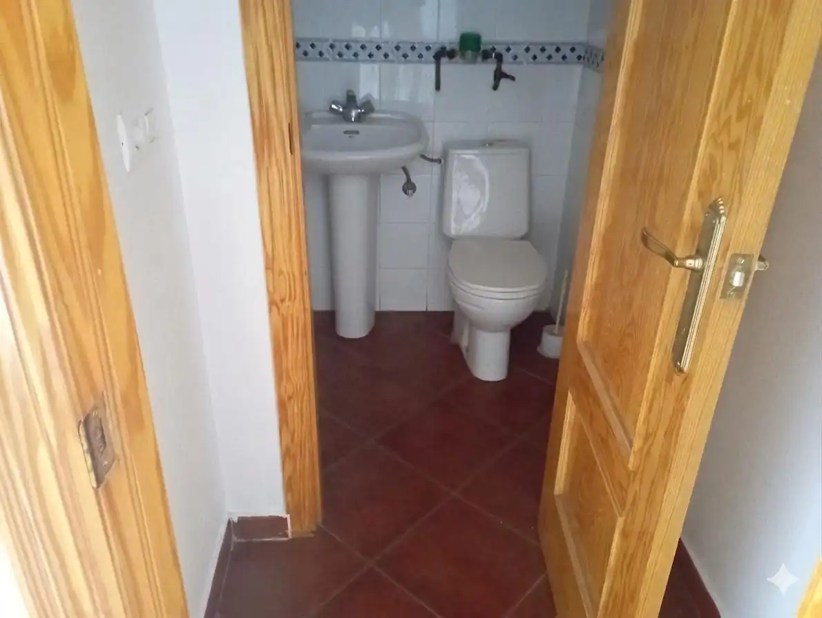 Local comercial de lloguer a Noroeste, imagen 7