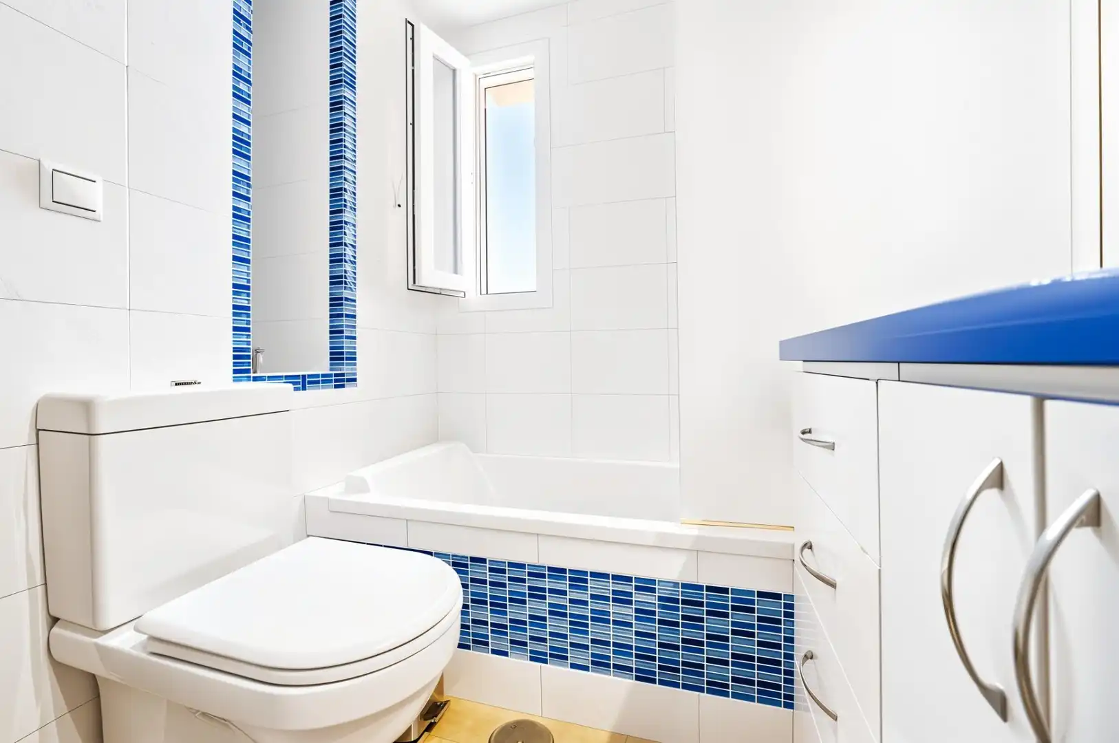Bathroom of Flat for sale in Chiclana de la Frontera  with Air Conditioner
