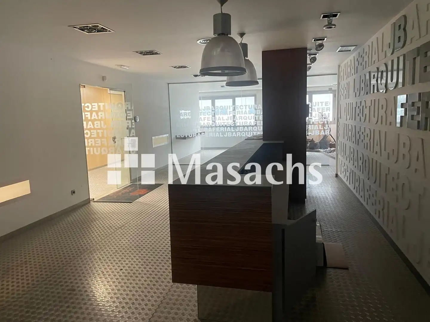 Oficina en venta en Roquetes - Can Magí