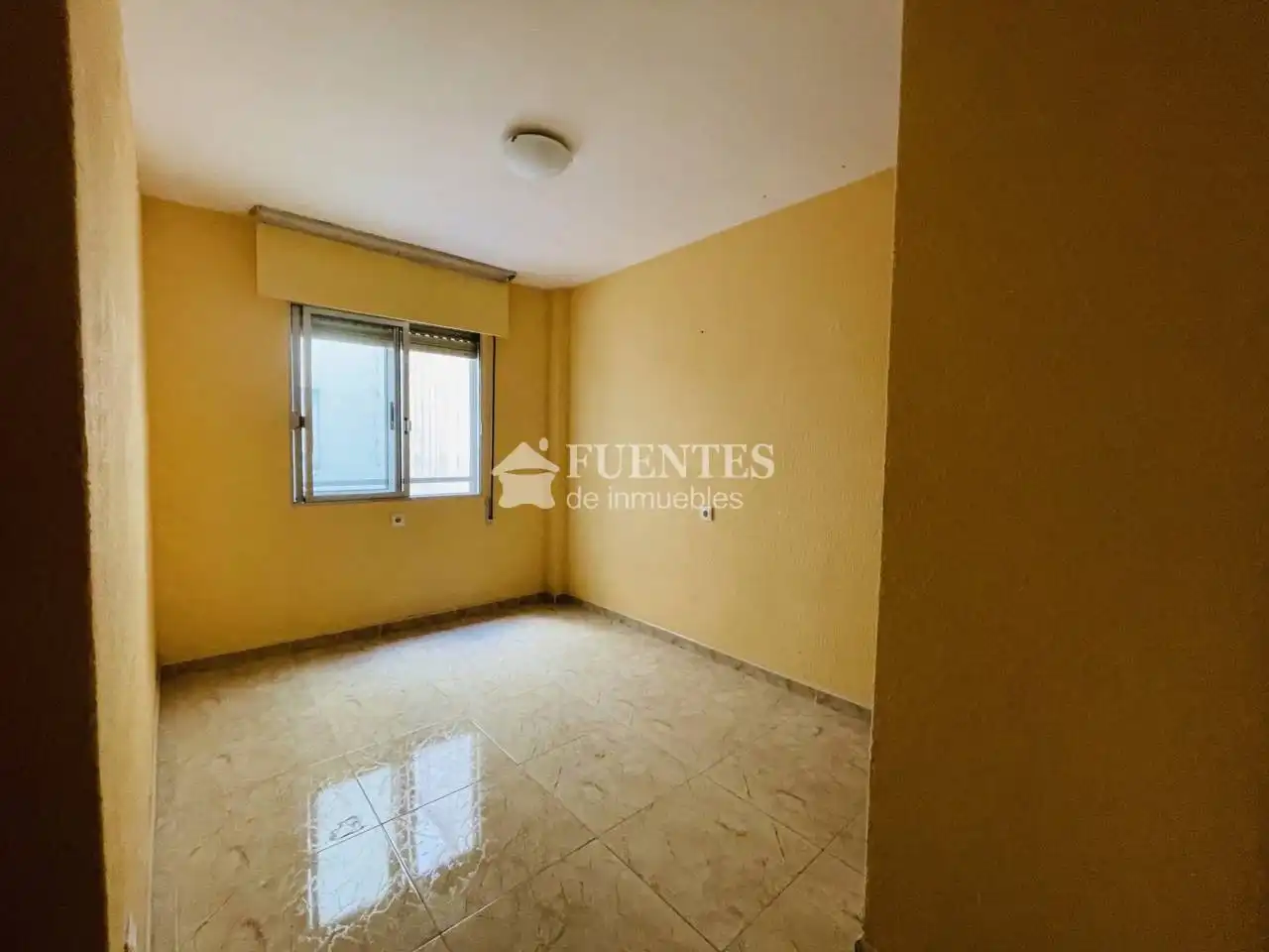 Habitación de Piso en venta en Alicante / Alacant con Aire acondicionado y Terraza