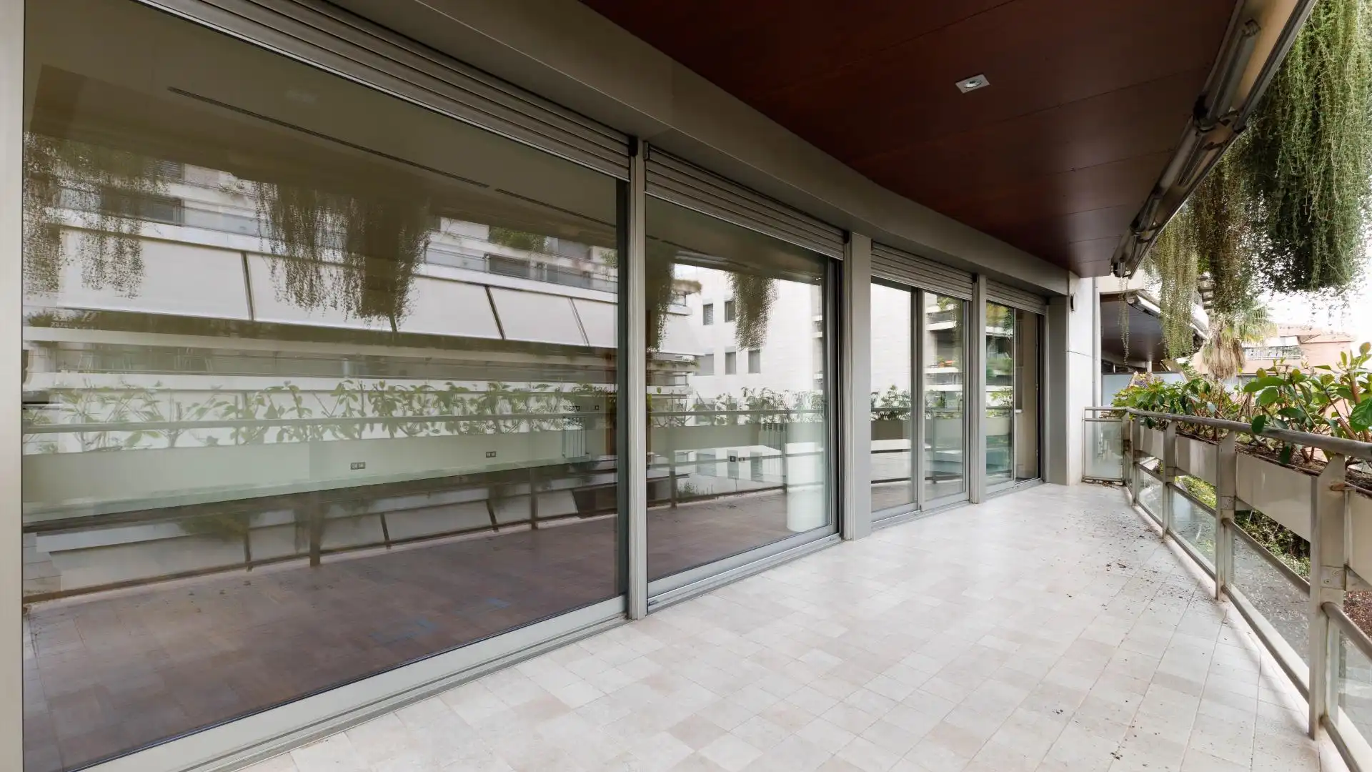 Terrassa de Pis de lloguer en  Barcelona Capital amb Aire condicionat, Parquet i Terrassa