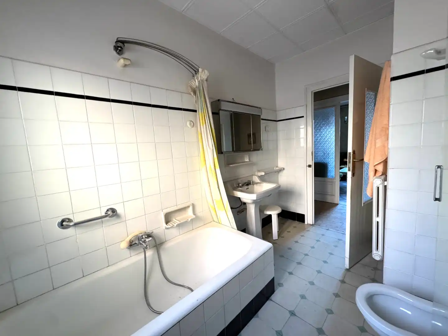 Bany de Pis en venda en Jaca amb Traster i Balcó
