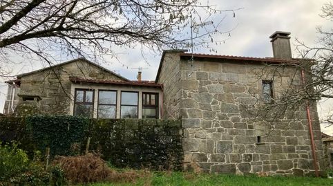 Foto 2 de Piso en venta en Caseriu San Pedro, 4, Vilamarín, Ourense