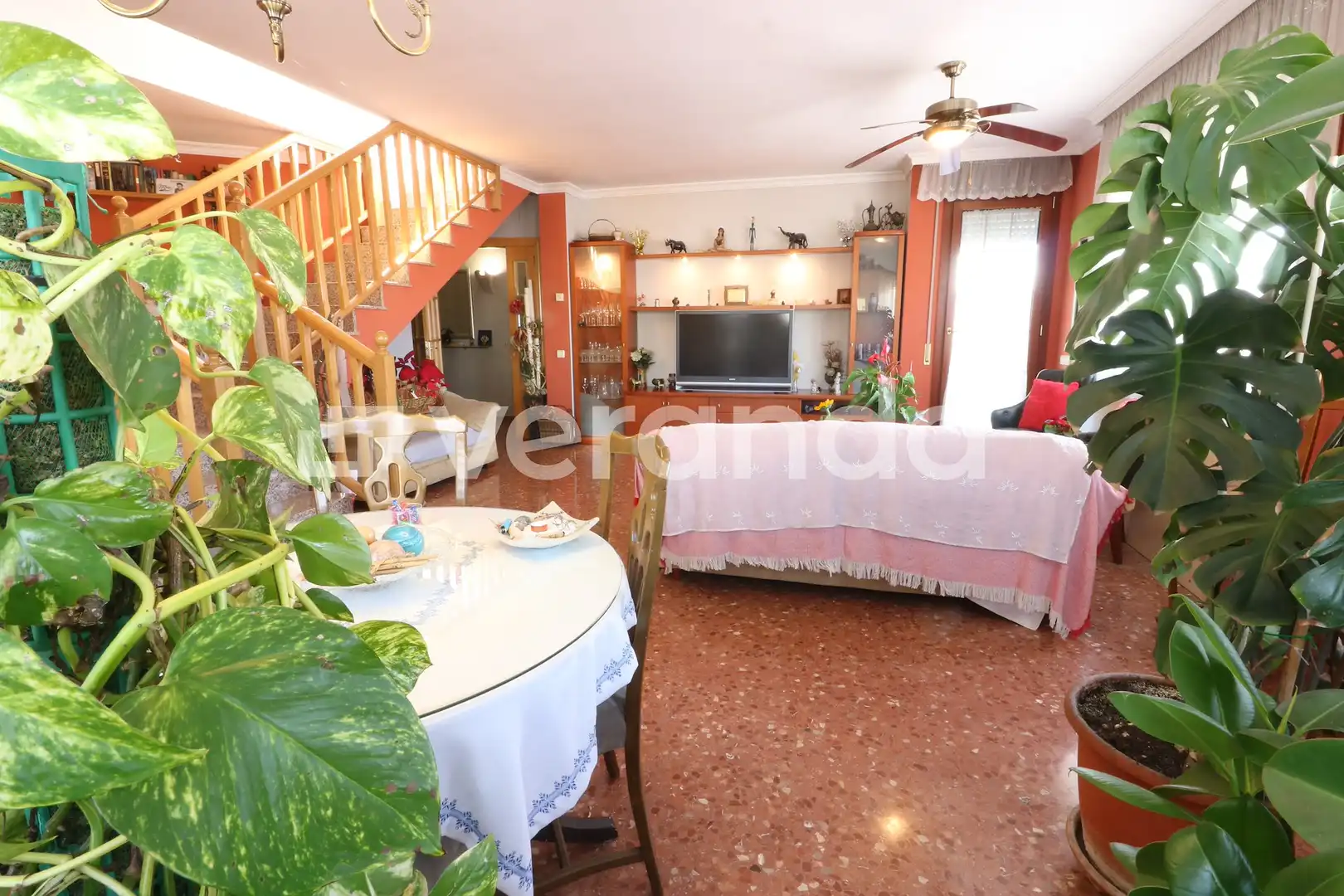 Sala d'estar de Dúplex en venda en Ripollet amb Calefacció, Terrassa i TV