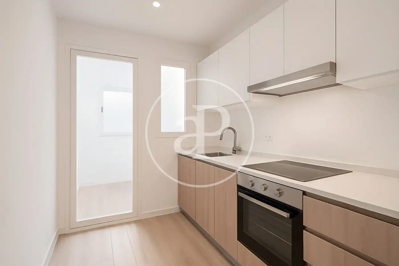 Cocina de Piso en venta en Barcelona con Calefacción