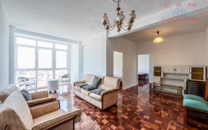 Living room of Flat to rent in  Madrid Capital  with Air Conditioner and Terrace