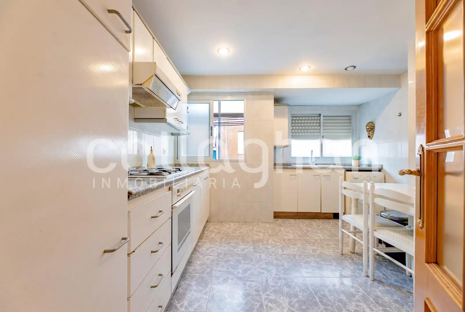 Cocina de Piso en venta en Valencia con Balcón