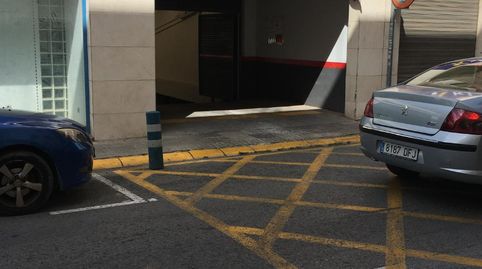 Foto 2 von Garage zur Miete in Carrer Antonio Campos Javaloyes, 2, Ciutat Jardí - Torreta Verdí, Elche / Elx