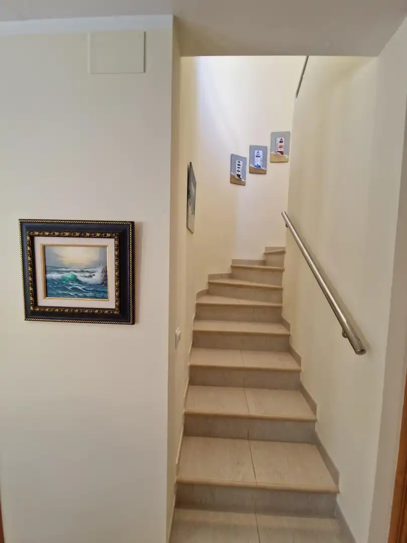 Einfamilien-Reihenhaus zum Verkauf in Mont-roig del Camp mit Privatgarten, Terrasse und Möbliert