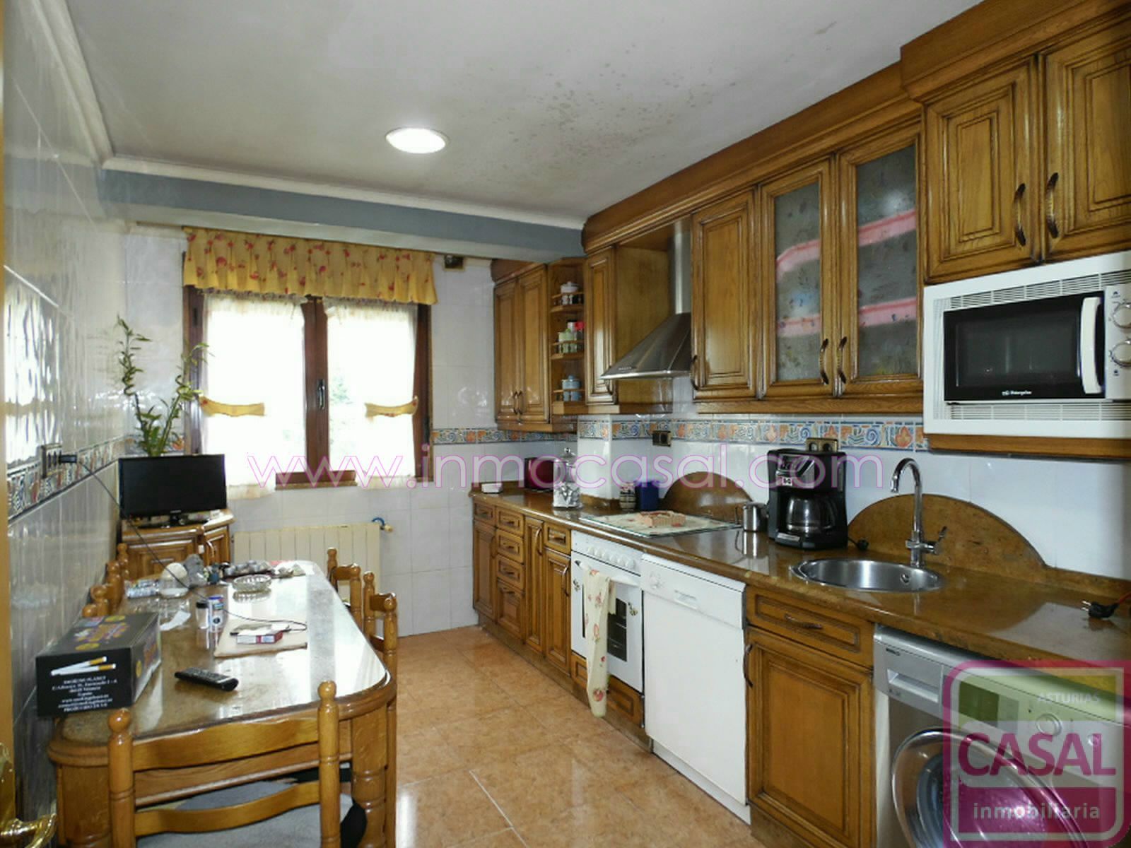 Flat for sale in Calle la Nozaleda, Sama