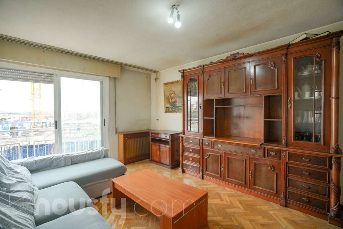 Sala d'estar de Pis en venda en Móstoles amb Calefacció i Terrassa