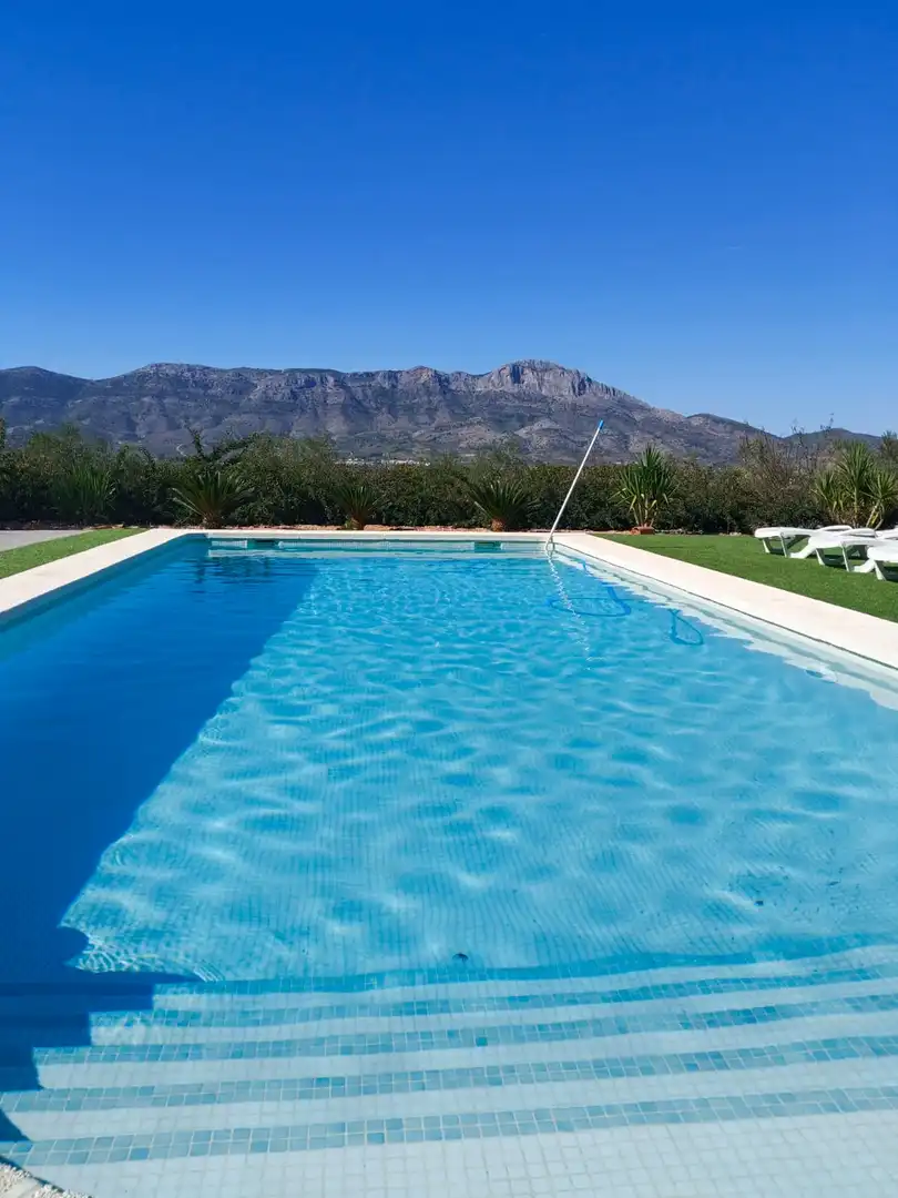 Piscina de Casa o chalet en venta en Benimarfull con Jardín privado, Terraza y Trastero