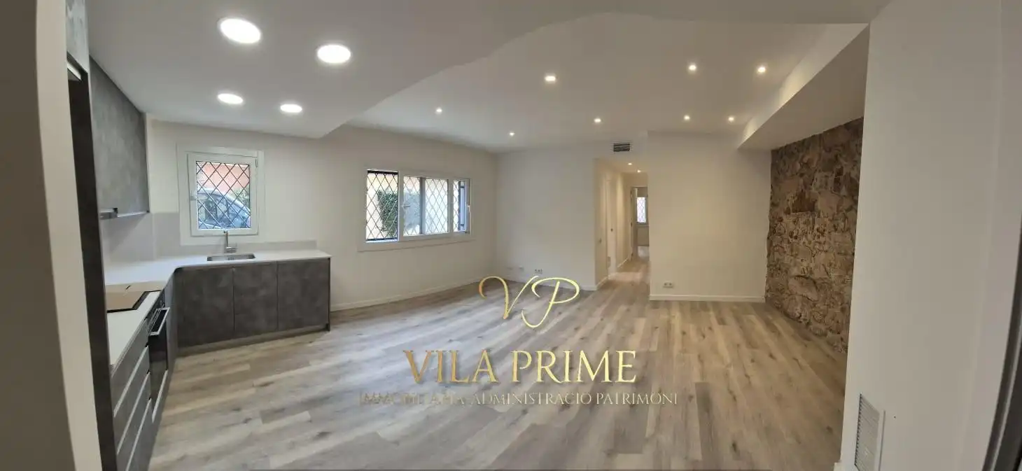 Sala d'estar de Apartament en venda en Sant Feliu de Guíxols amb Aire condicionat, Calefacció i Parquet