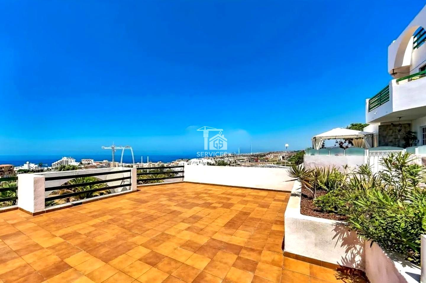 Terraza de Planta baja en venta en Adeje con Aire acondicionado, Terraza y Amueblado