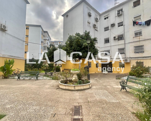 Exterior view of Flat for sale in  Sevilla Capital