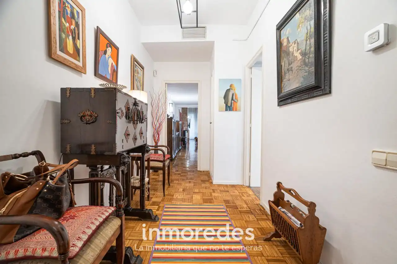 Piso con terraza en venta en Carrer de Bailèn, imagen 30
