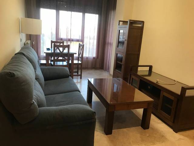 Piso en Alquiler en San Roque - Ronda Norte