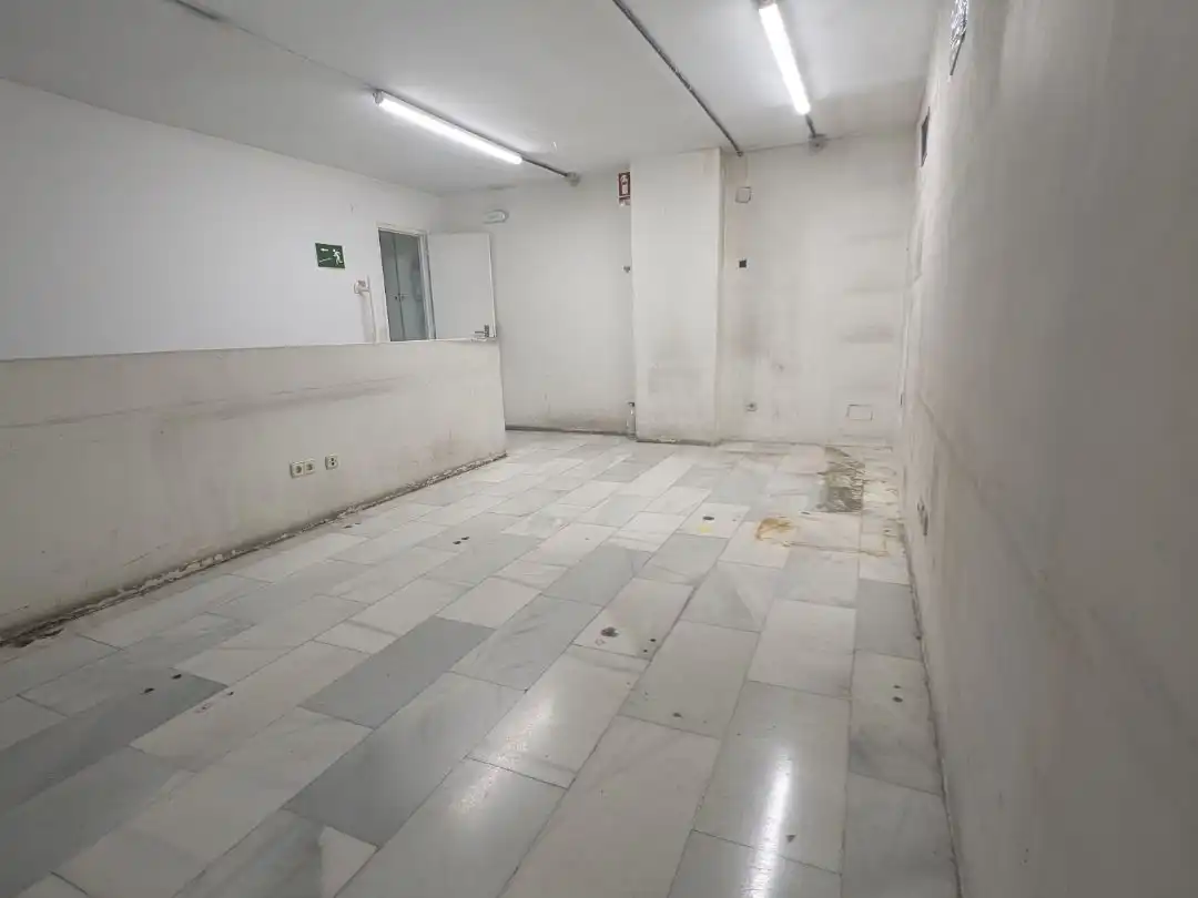 Geschaftsraum zur Miete in Madrid mit Klimaanlage, Heizung und Alarm