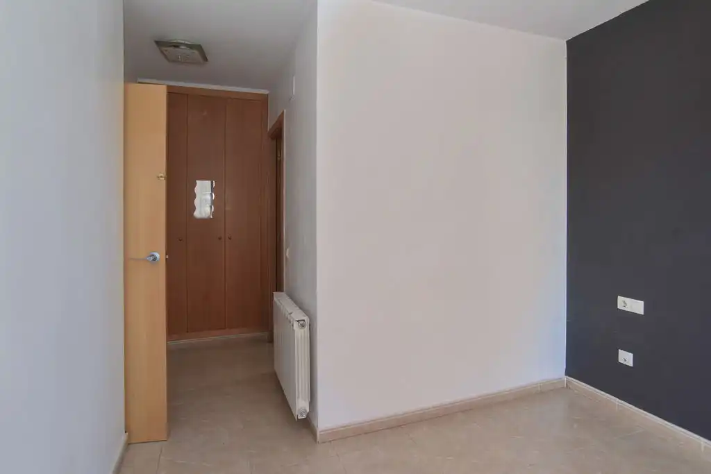 Piso en venta en Ripollet con Calefacción y Piscina