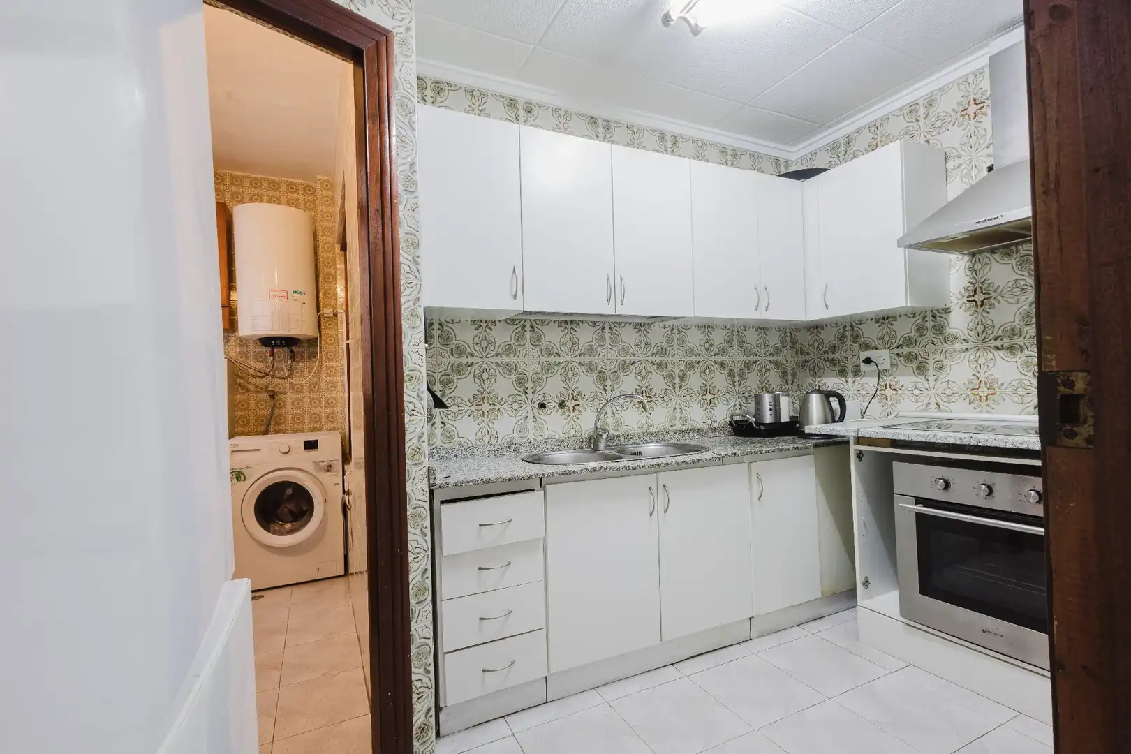 Cocina de Apartamento en venta en Torrevieja con Aire acondicionado, Terraza y Piscina comunitaria